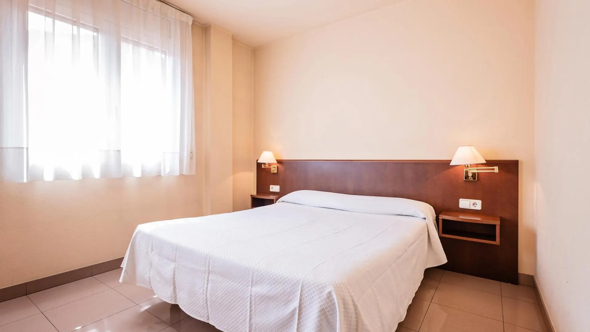 Hotel La Perla D'Olot Olot